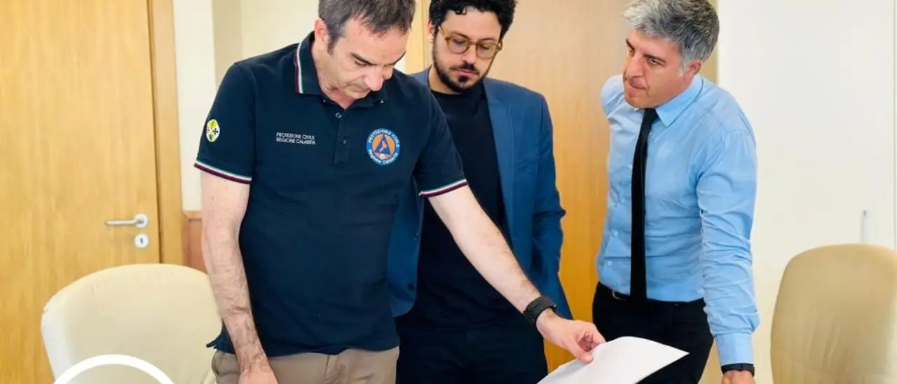 Depuratori e scarichi abusivi, una nuova ordinanza della Regione Calabria detta obblighi di controllo a Comuni e Province