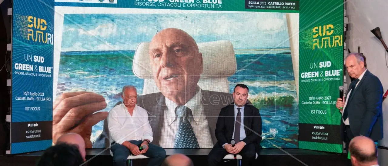 “Sud Green e Blue”, in Calabria tanta acqua potabile ma la usiamo per innaffiare: il paradosso delle risorse sprecate