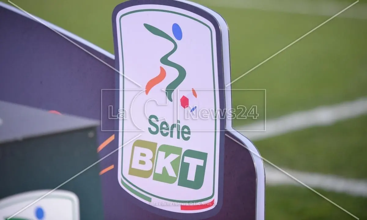 Calendario Serie B, torna il derby tra Catanzaro e Cosenza: ecco quando si sfideranno