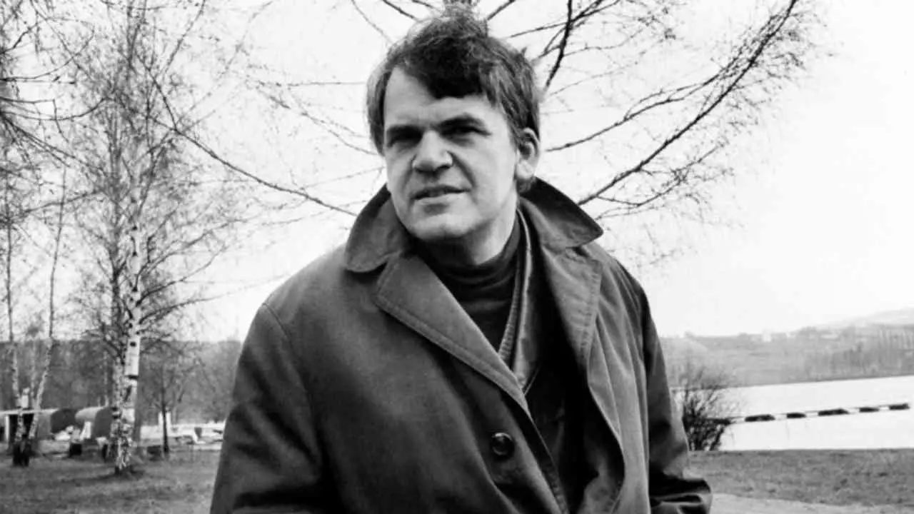 È morto lo scrittore Milan Kundera: nell’84 il successo planetario del libro L’insostenibile leggerezza dell’essere