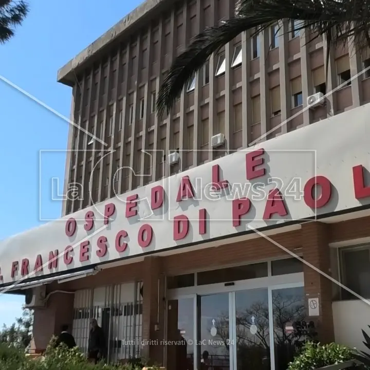Ospedale di Paola, Di Natale: «Perdiamo l’area chirurgica. C’è da vergognarsi ma reagiremo»