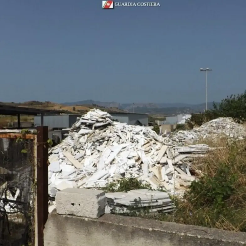 A Guardavalle scatta il sequestro di un’autocarrozzeria e un opificio