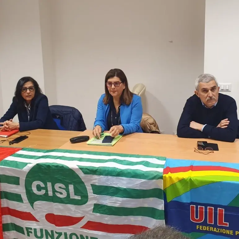 Cgil, Cisl e Uil contro il commissario Profiti: «Contratti collettivi? Trascurato il confronto con i sindacati»