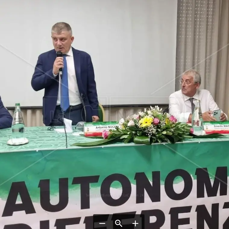 Da Reggio Calabria prove di alleanza tra Italia viva e Sud chiama Nord, Cateno De Luca: «È un disegno criminale»
