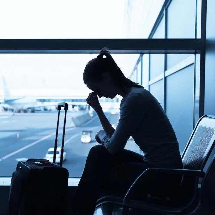 Sciopero negli aeroporti, oggi non si decolla: disagi per 250mila passeggeri, mille voli cancellati