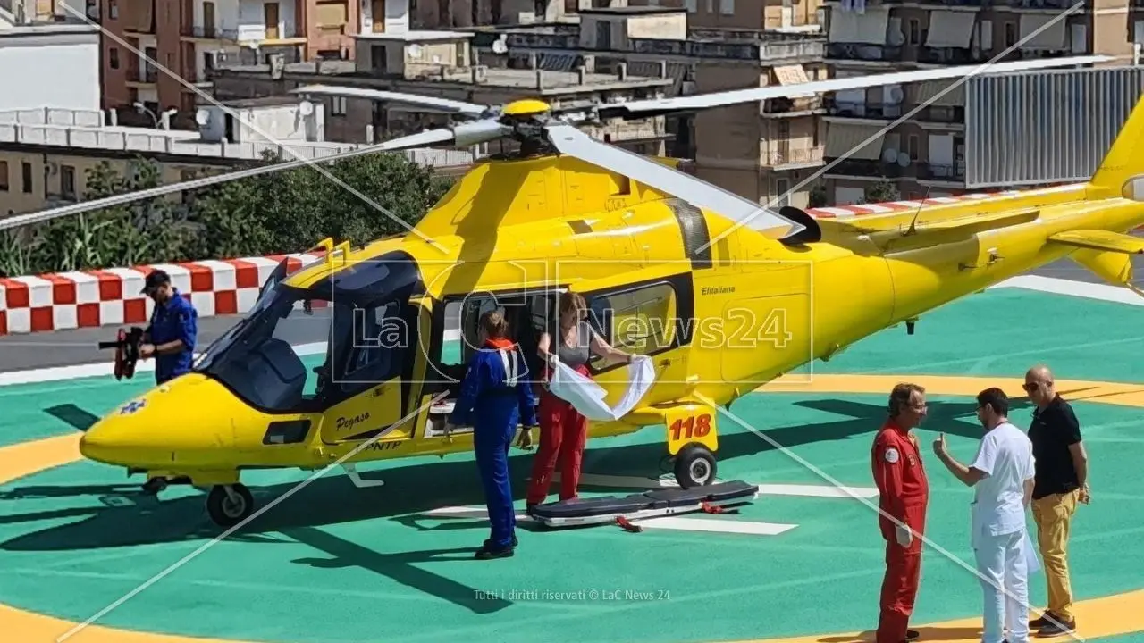 Volo d’urgenza da Paola a Roma per salvare la vita a un 51enne, sarà sottoposto a un trapianto