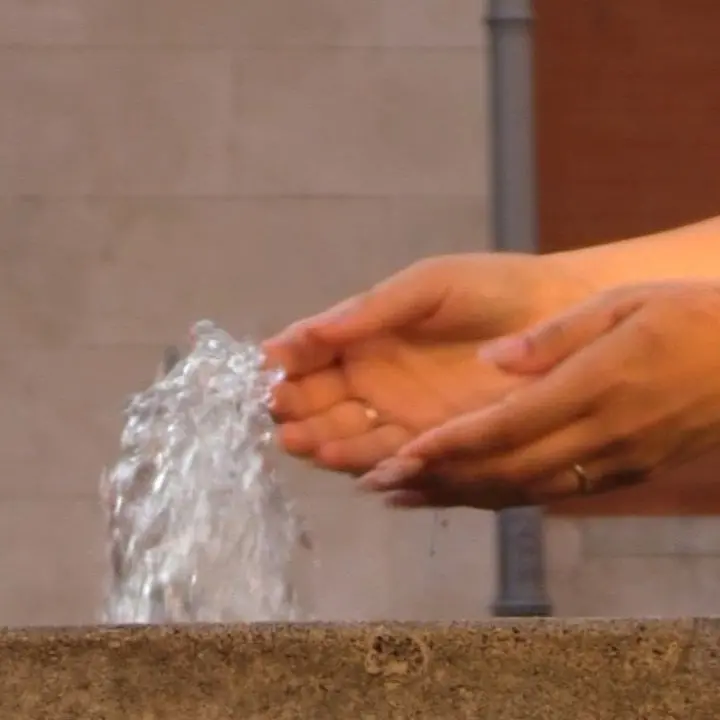 Crotone senz’acqua, è guerra tra Congesi e Sorical e il Comune convoca il Coc: «Scongiurare problemi igienico sanitari»