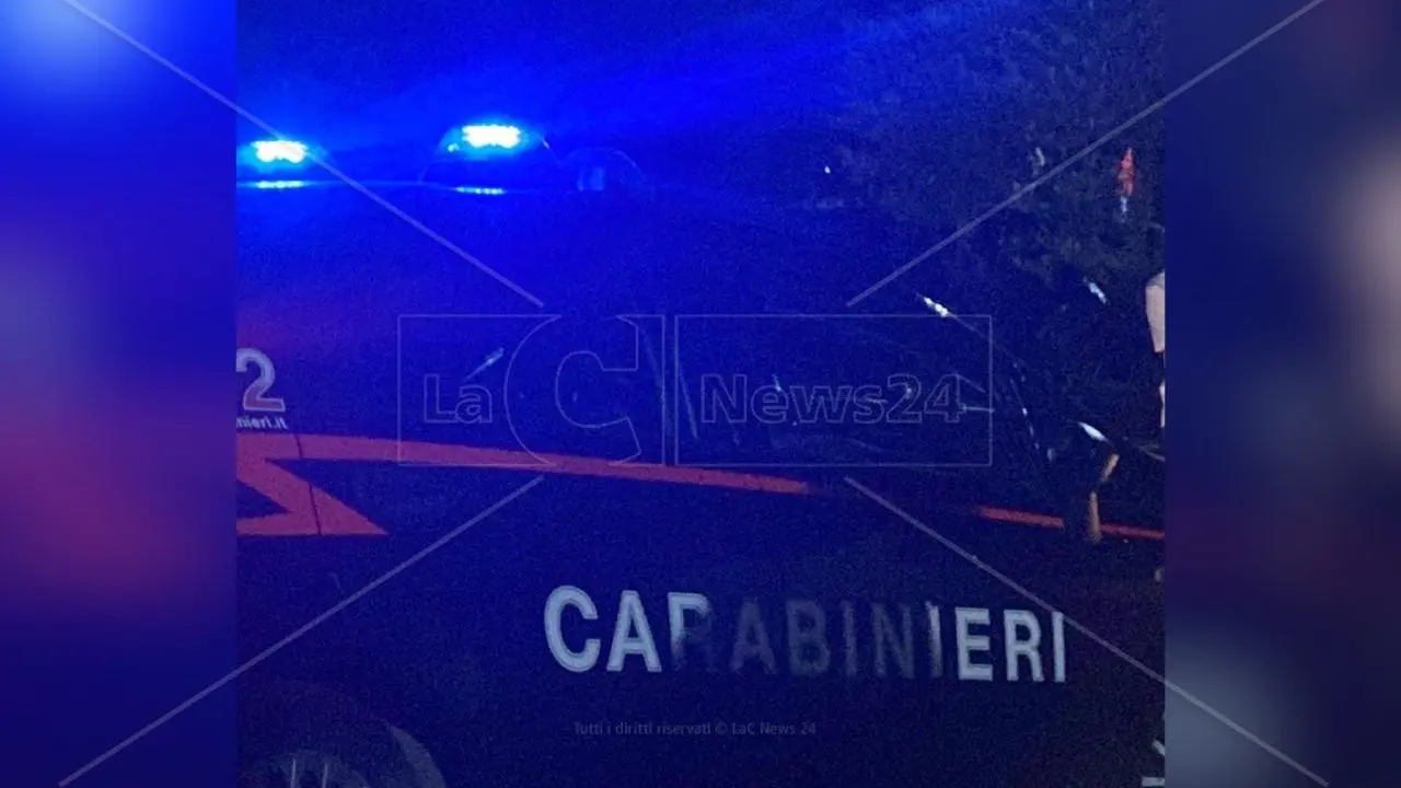 I carabinieri a Sangineto dopo il fatto di cronaca del 2023