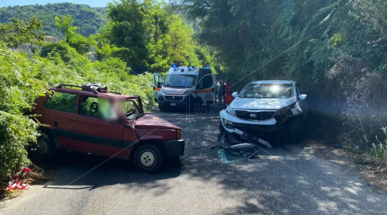 Tragico incidente tra Soriano e Gerocarne: un morto nello scontro tra due auto