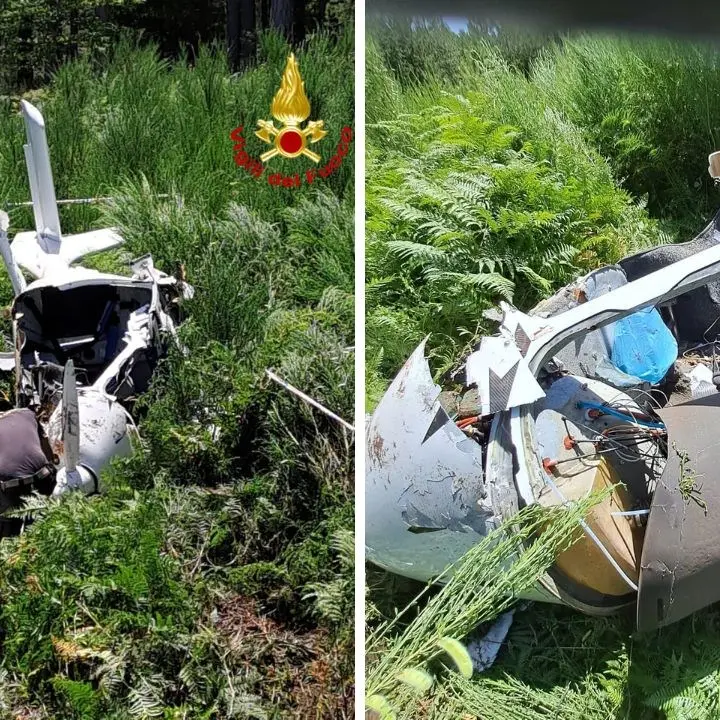 Ultraleggero va fuori pista e finisce in un bosco durante l’atterraggio: illesi i due occupanti