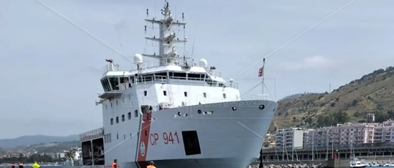 Migranti, ancora uno sbarco a Reggio Calabria: attesi 500 profughi