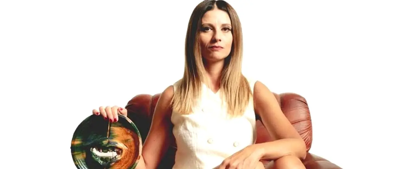 “Signora Luna”: tradizioni, arte e natura calabrese prendono vita nelle creazioni della designer Sposato