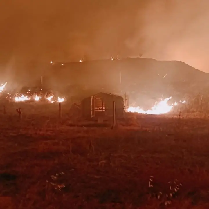 Inferno di fuoco a Reggio Calabria: dalla Grecanica all’Aspromonte adesso è emergenza incendi