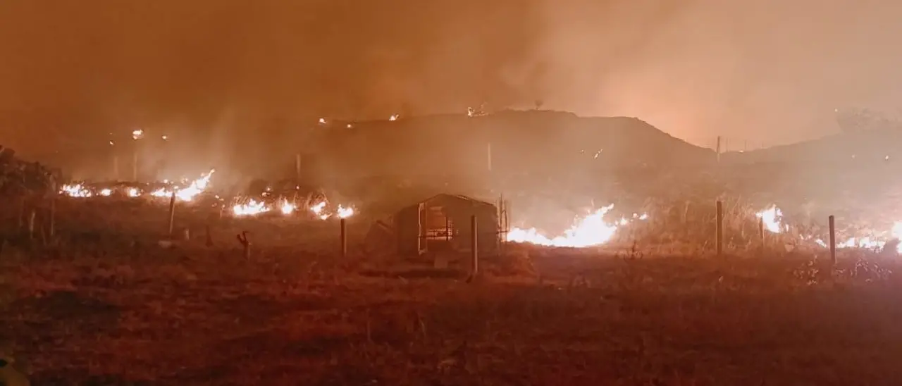 Inferno di fuoco a Reggio Calabria: dalla Grecanica all’Aspromonte adesso è emergenza incendi