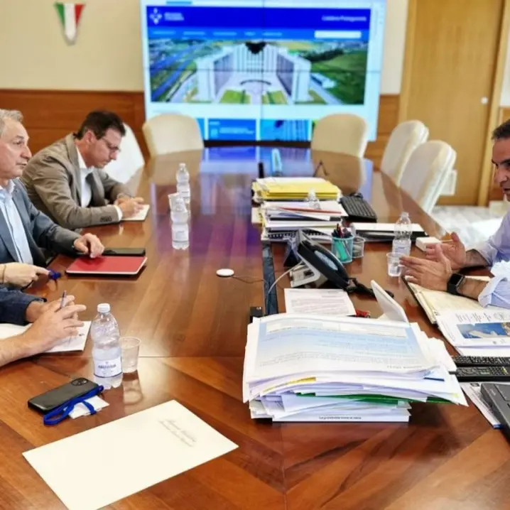 Dal lavoro ai temi della sanità, i sindacati calabresi a confronto con il governatore Occhiuto