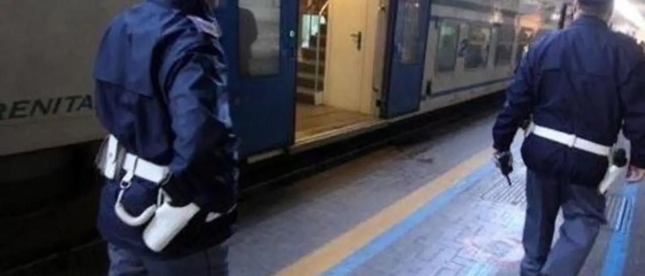 Sette poliziotti sospesi nel Reggino, sono indagati per falsità ideologica e omissione di atti d’ufficio