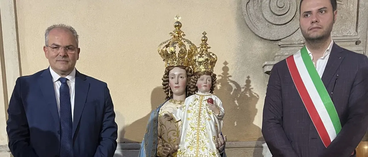 Incoronata la Vergine della Montagna di Polsi a Capistrano, l’opera realizzata da Michele Affidato