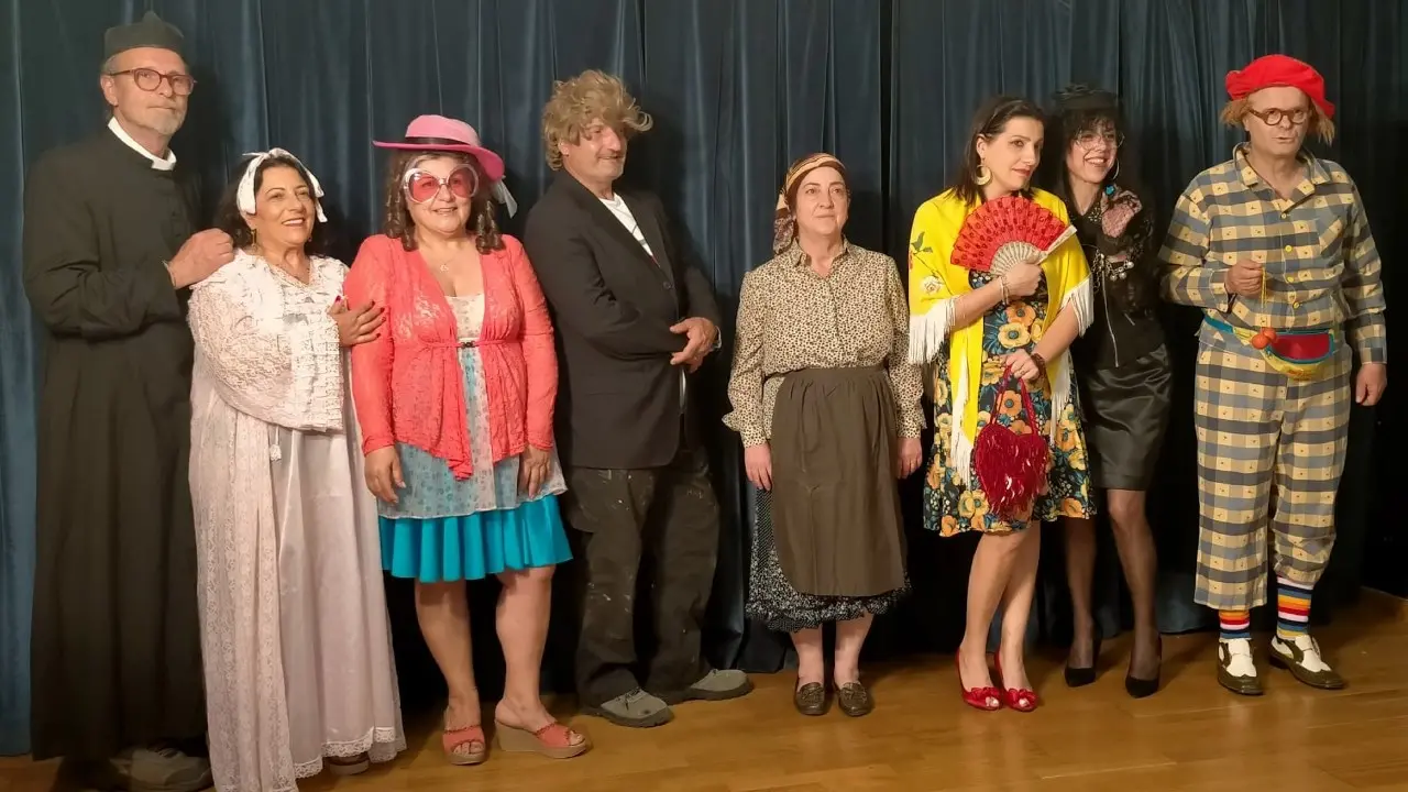 Una commedia teatrale in un luogo “diverso”: nel carcere di Palmi va in scena “A pilluleda miraculusa”