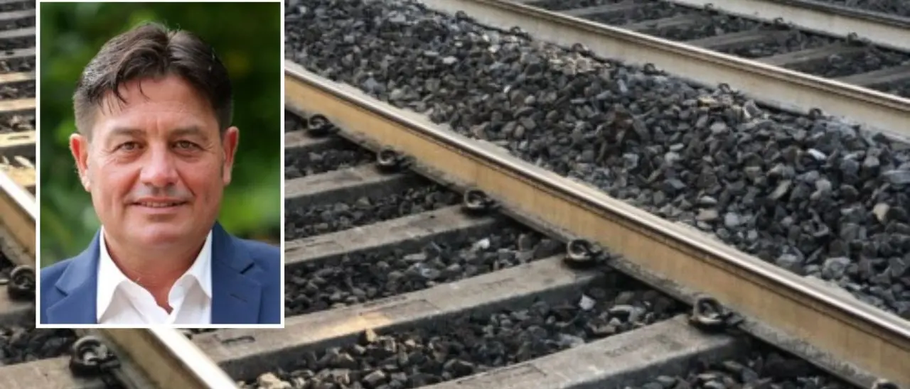 Linea ferroviaria Catanzaro Reggio, Rapani replica: «Nessuno scippo, l’opera verrà finanziata nel 2024»