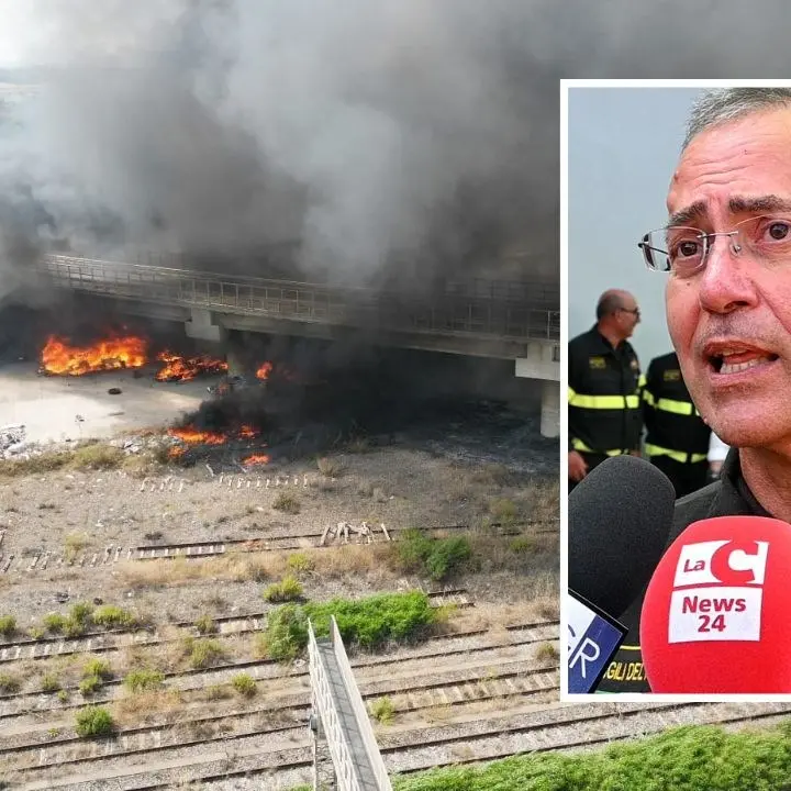 La Calabria brucia, in arrivo rinforzi da Piemonte, Lazio e Marche in aiuto dei vigili sul fronte di fuoco