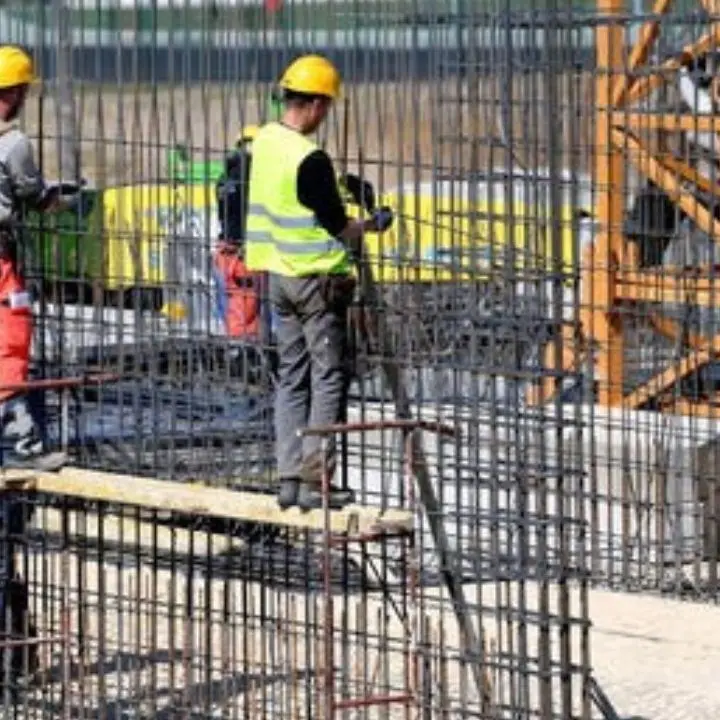 Caldo, Cgil e Fillea: «L’ordinanza regionale venga rispettata»