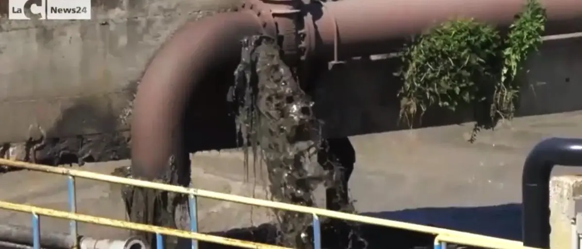 Depurazione, i sindaci calabresi: «La Regione (o Sorical) si sostituisca ai Comuni»