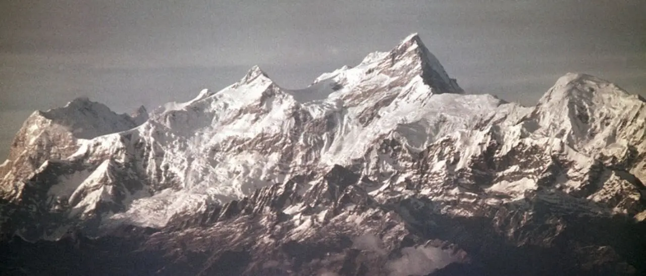 Tragedia sull’Himalaya, giovane climber italiana precipita per 150 metri e muore