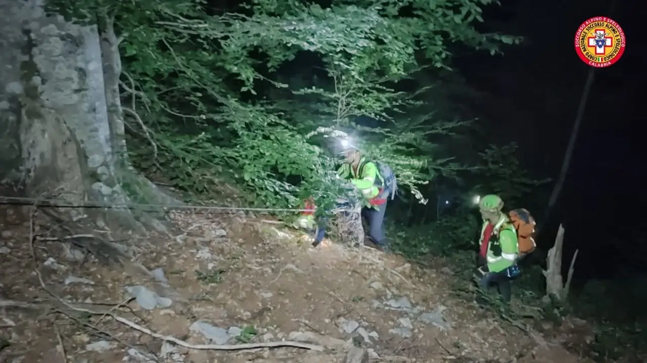 San Donato di Ninea, salvata nella notte escursionista dispersa nel Parco del Pollino