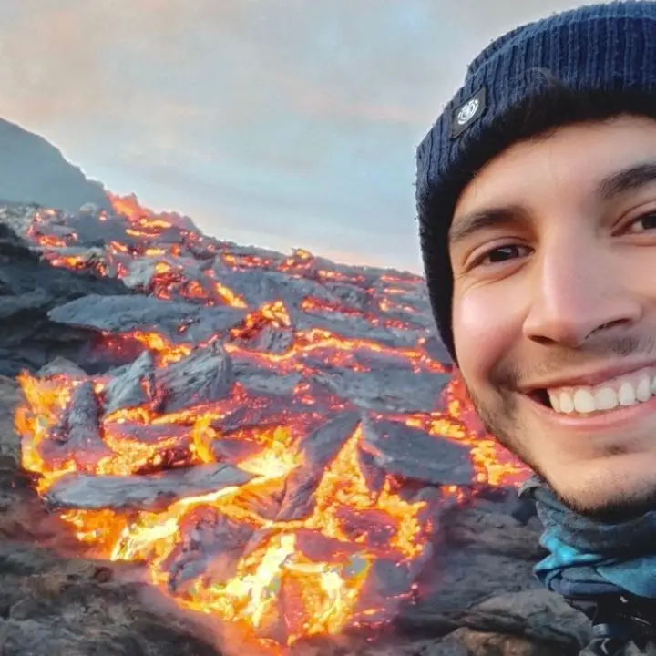 Giorgio e la sua passione per i vulcani: «Dobbiamo convivere con eruzioni e terremoti. Il Marsili? Non è poi così pericoloso»