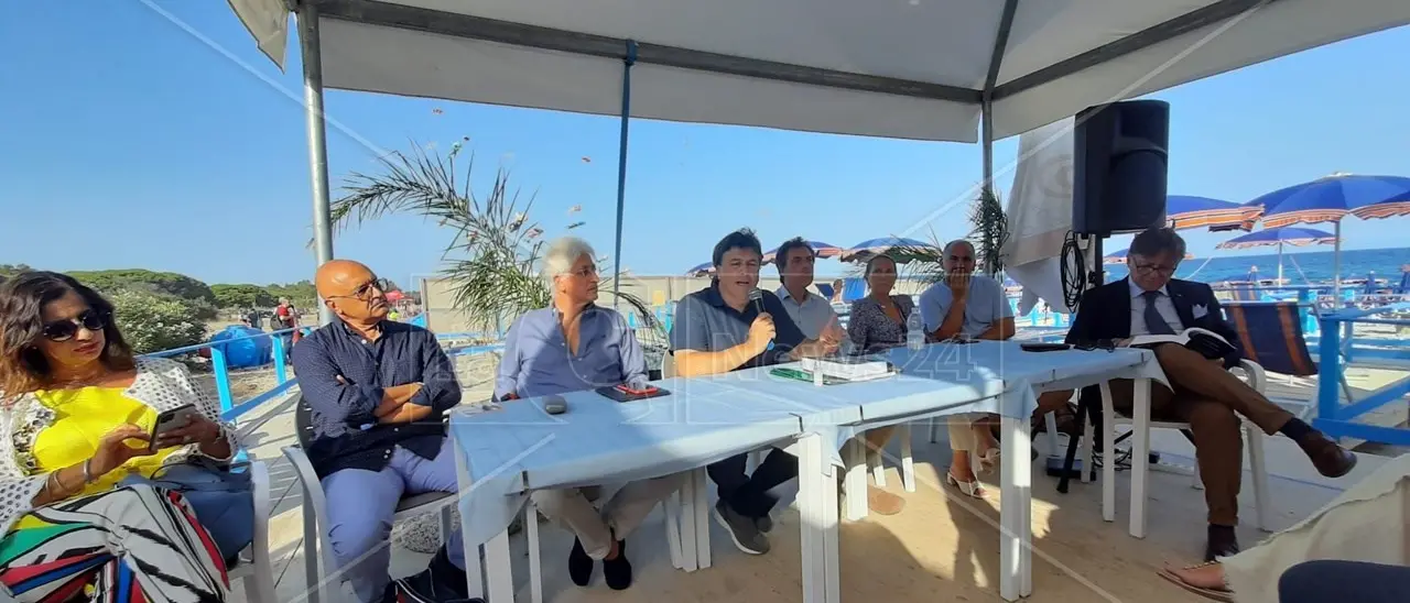 “La Marina di Catanzaro”: il libro di Furriolo e Virone rilancia il dibattito sul quartiere