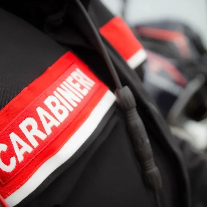 Tortora, trasportava in auto 8 chili di hashish e mezzo di cocaina: in carcere un 29enne