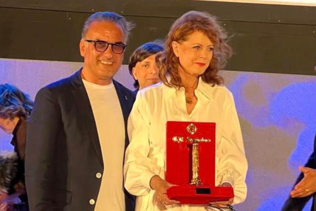 Sandro Spadafora Magna Grecia Film Festival, il maestro orafo Peppe Spadafora ha ...