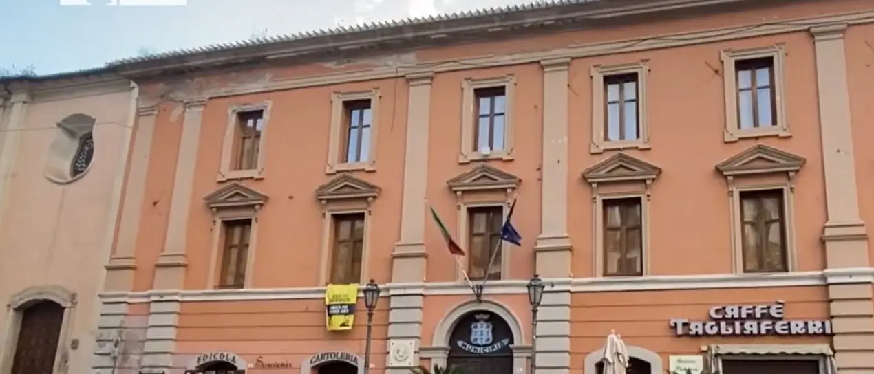 Tentata estorsione a un dirigente comunale, arrestato a Corigliano Rossano presunto esponente di ’ndrangheta