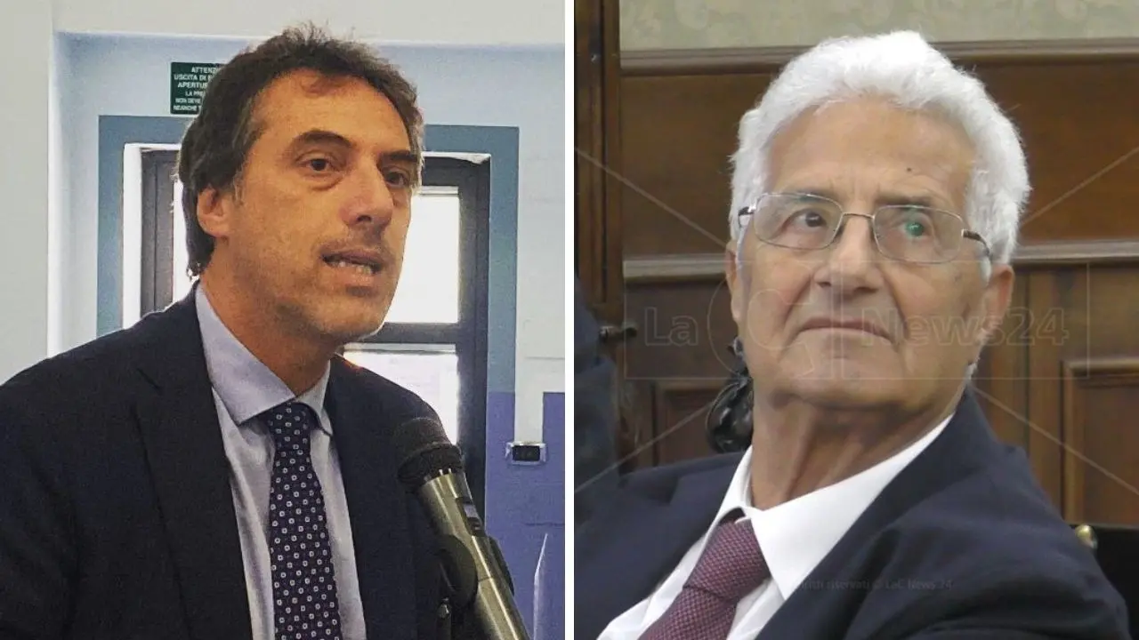 Catanzaro, Cosentino si dimette e il sindaco Fiorita dà l’avviso di sfratto agli altri assessori: «Giunta azzerata»