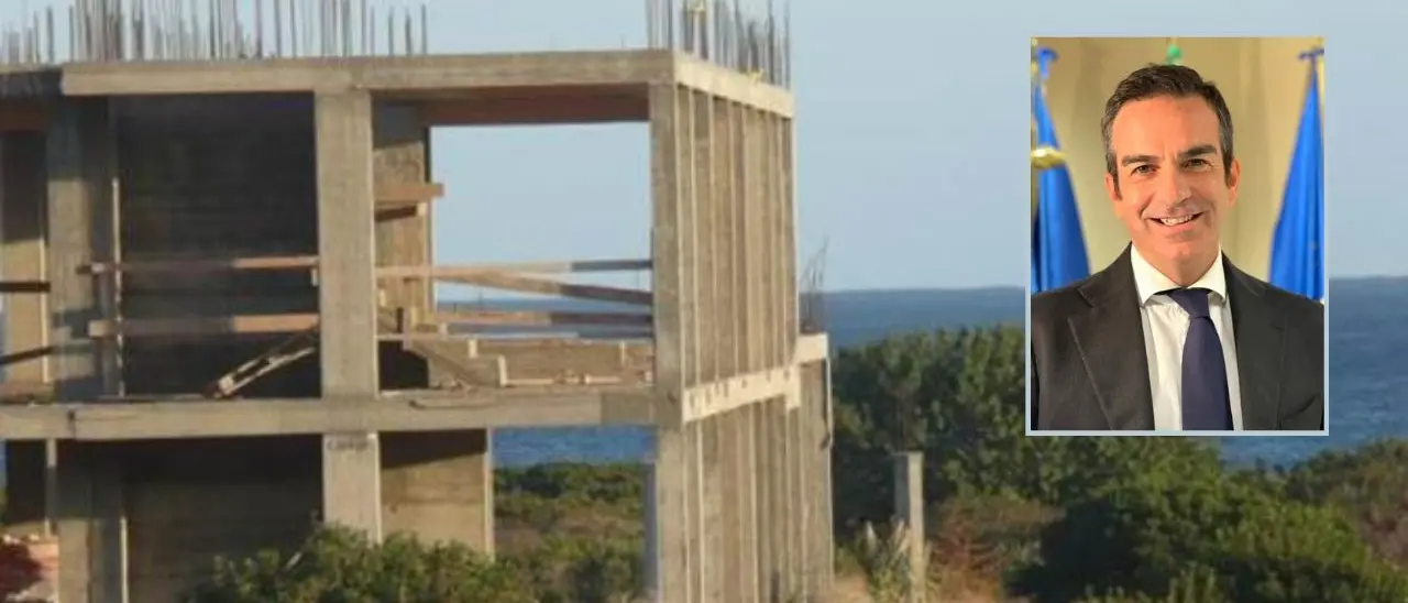 Abusivismo, i sindaci dei Comuni commissariati contro la Regione: «Ci ha accusati ingiustamente»