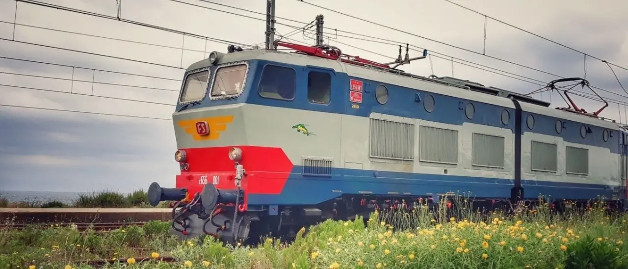Fondazione Ferrovie dello Stato, torna in Calabria il Treno degli Dei: quattro appuntamenti alla scoperta della costa tirrenica