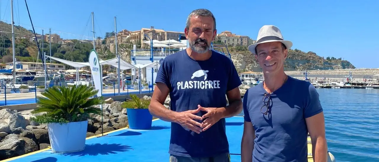 Ficarra in vacanza a Tropea incontra il sindaco: «È la città dell’Ora legale»