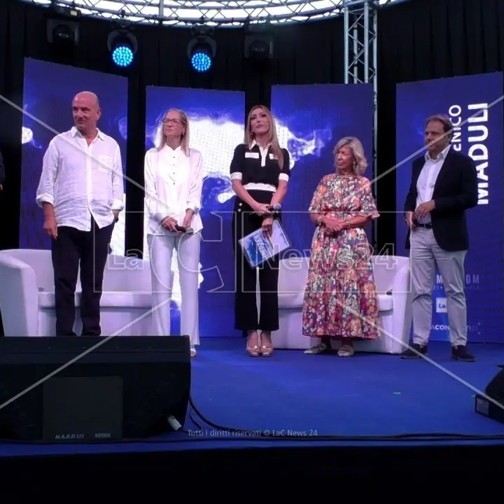 Orgoglio e pregiudizio: su LaC Play il racconto integrale dell’evento di Corigliano Rossano