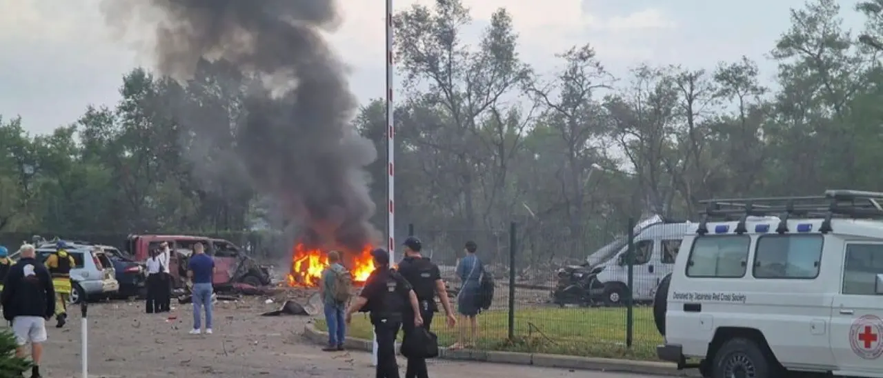 Ucraina, a Zaporizhzhia piovono missili S-300 sulle case: due morti