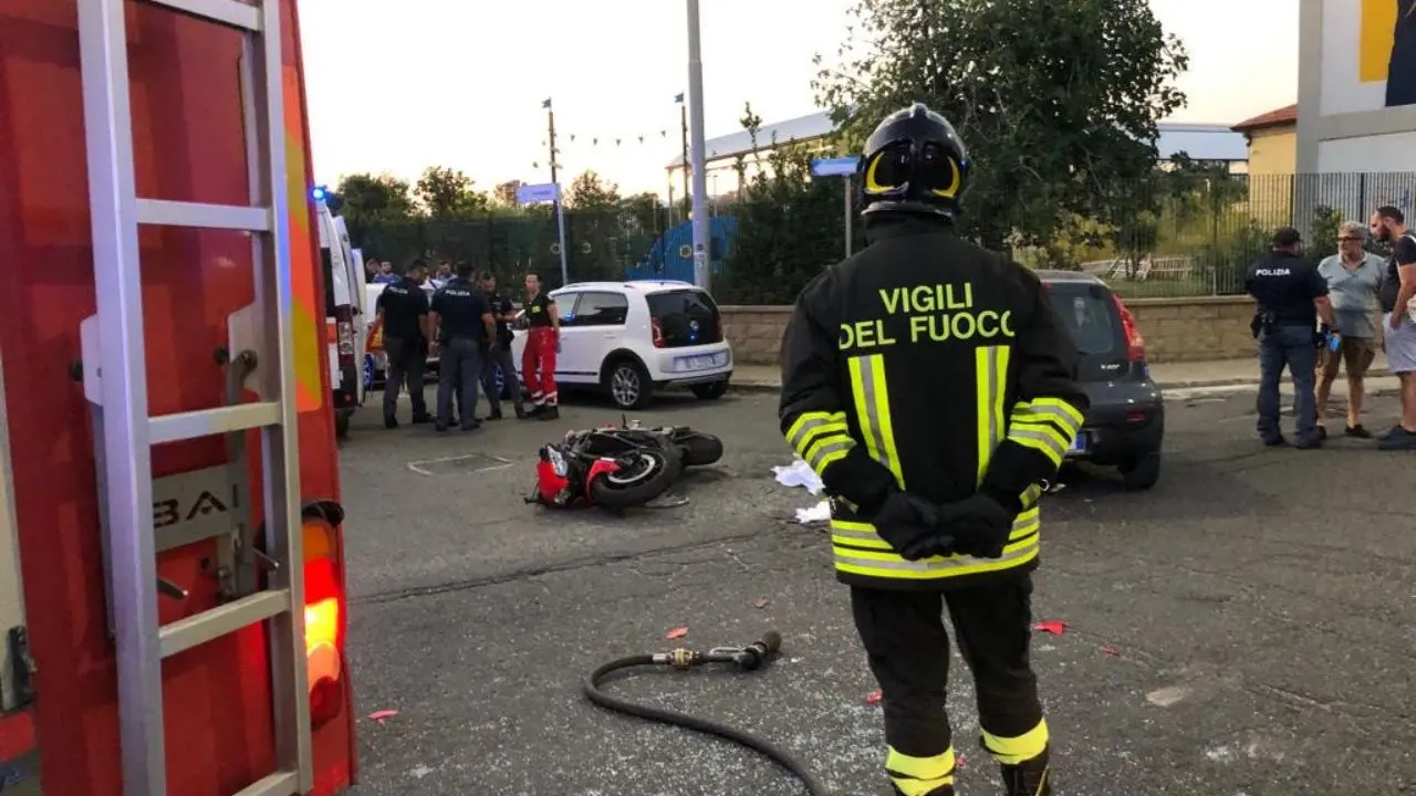 Tragico incidente a Catanzaro, scontro tra un’auto e una moto: morto centauro 47enne