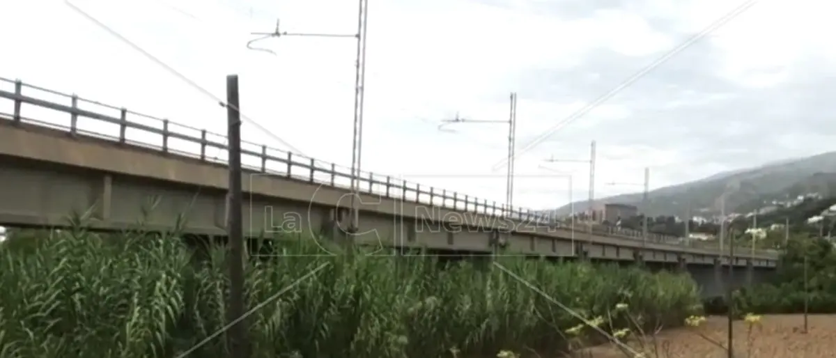 Scippati al Sud più di 2 miliardi di euro per finanziare le opere del Nord, il Pd: «Salvini e la Lega pericolosi per l’unità nazionale»