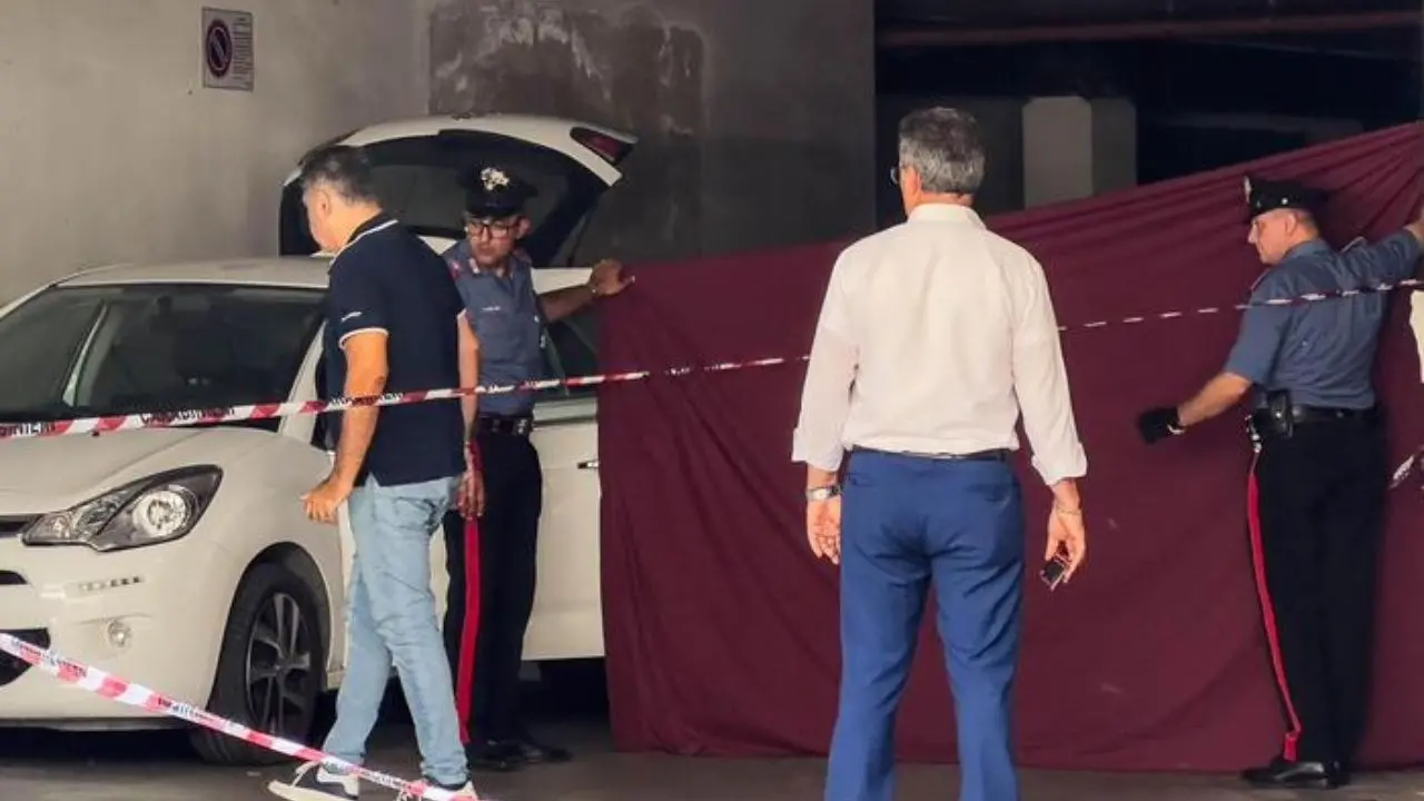 Sorrento, donna uccisa e lasciata nel bagagliaio dell’auto: fermato il presunto assassino