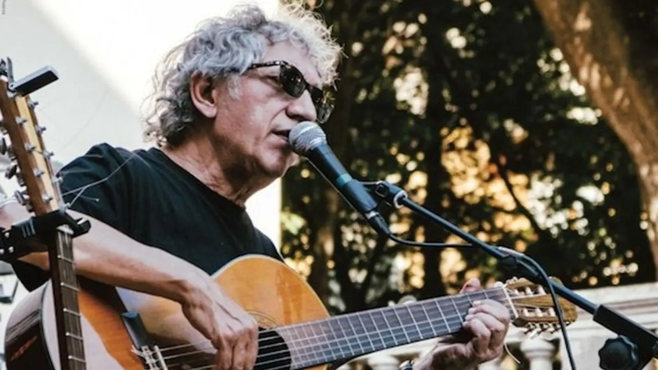 Corigliano Rossano, il ritmo di Eugenio Bennato sul palco del CoRo music fest