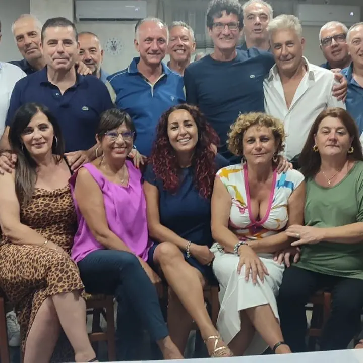 A cena dopo 45 anni gli alunni di Suor Antonina della scuola elementare Maria Immacolata di Catanzaro