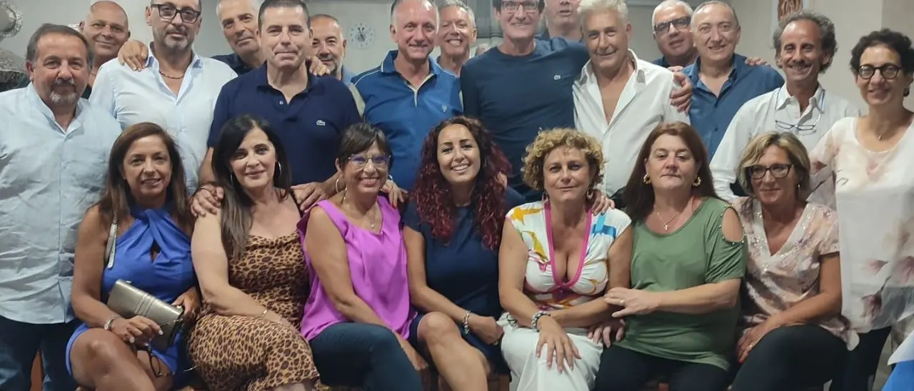 A cena dopo 45 anni gli alunni di Suor Antonina della scuola elementare Maria Immacolata di Catanzaro