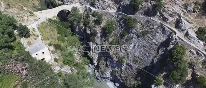 Strage del Raganello, Civita ricorda e prega per le dieci vittime: «Tragedia che ha travolto l’intera comunità»