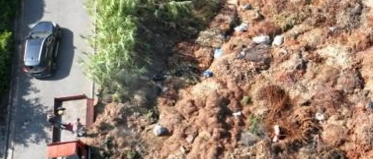 Sequestrata discarica abusiva a Scalea, individuati i responsabili