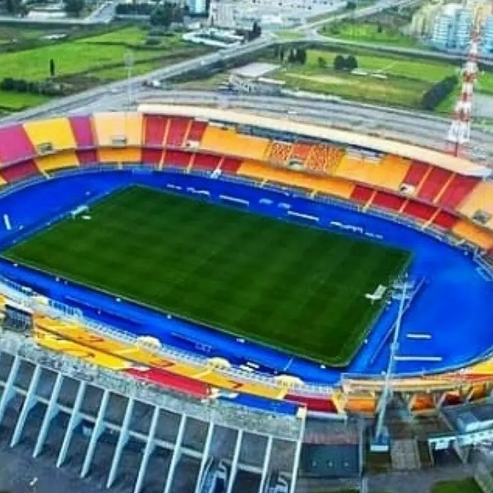 Catanzaro-Ternana nello stadio di Lecce, partita aperta ai tifosi ma in modo limitato