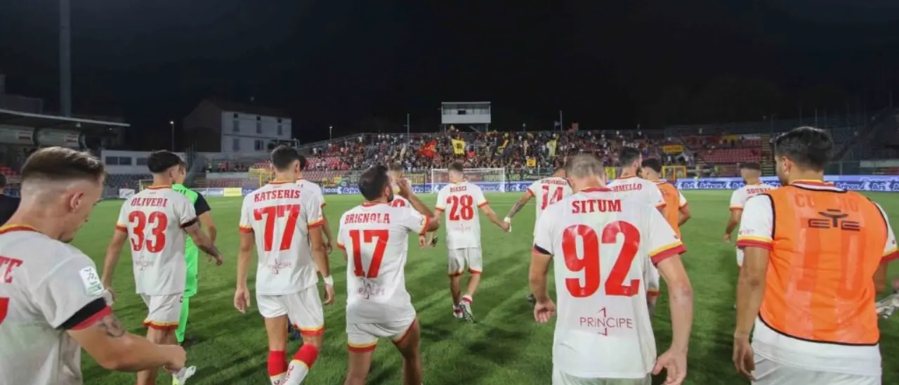 Verso Catanzaro-Ternana: secondo test per i giallorossi. Vivarini: «Loro solidi ed esperti»