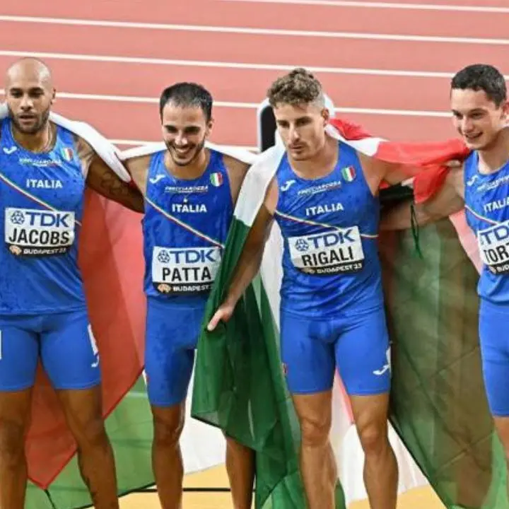 Impresa Italia alla staffetta 4x100: medaglia d’argento ai mondiali di Budapest dietro gli Usa